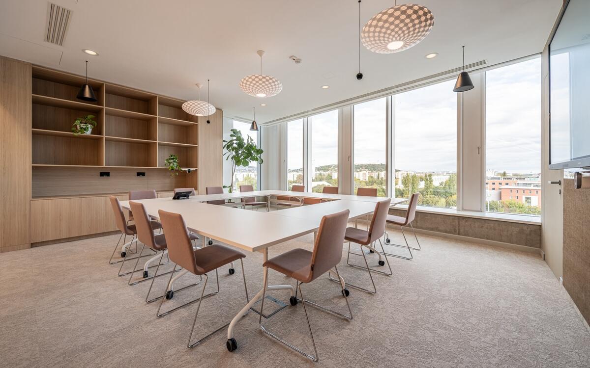 28% kieső fókuszidő, 30%-os teljesítményromlás - ideje újragondolni az irodát