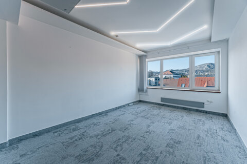 Kiadó iroda ALFA HUB OFFICE 24